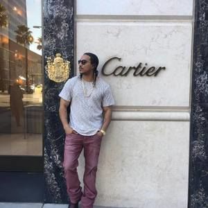 Meet your Posher, Corey